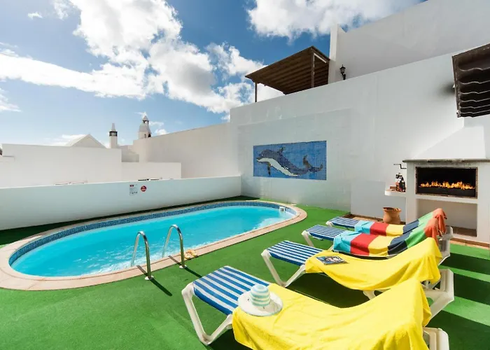 Reyes Semesterbostad